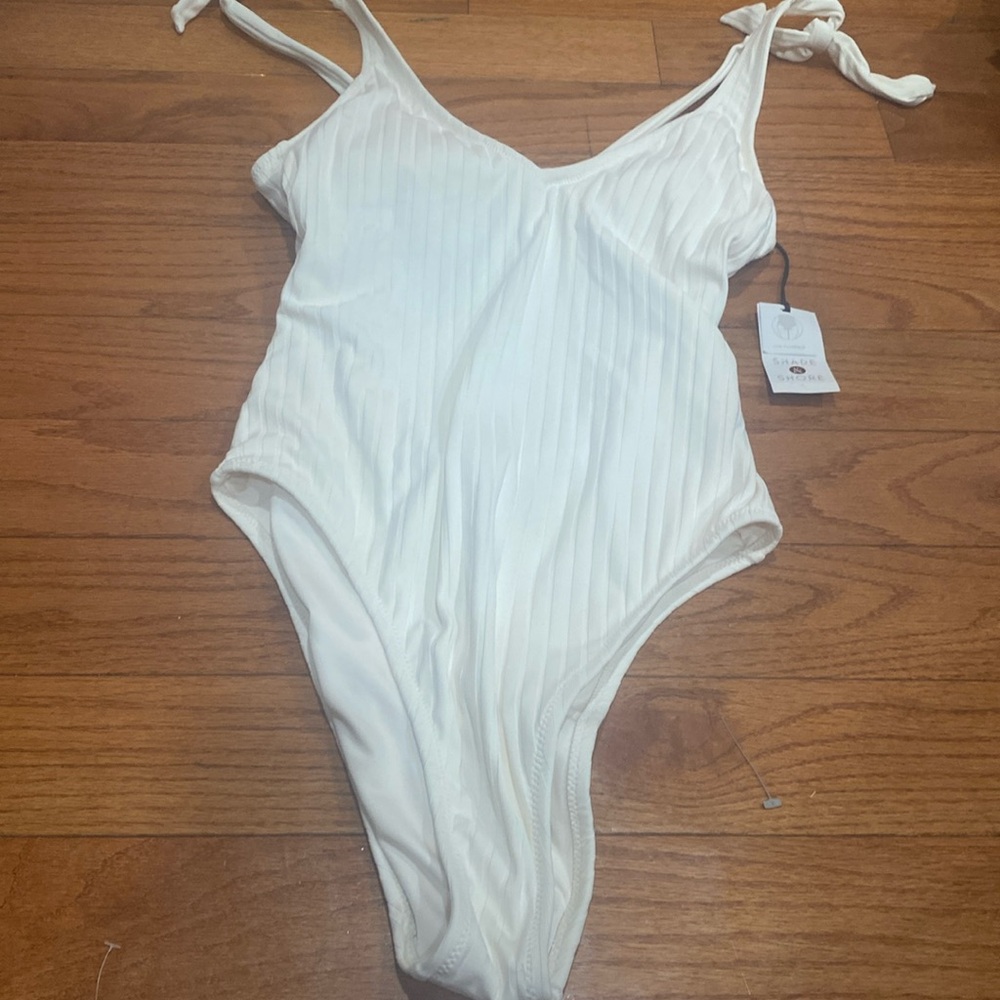 medium womens swimsuit with tags